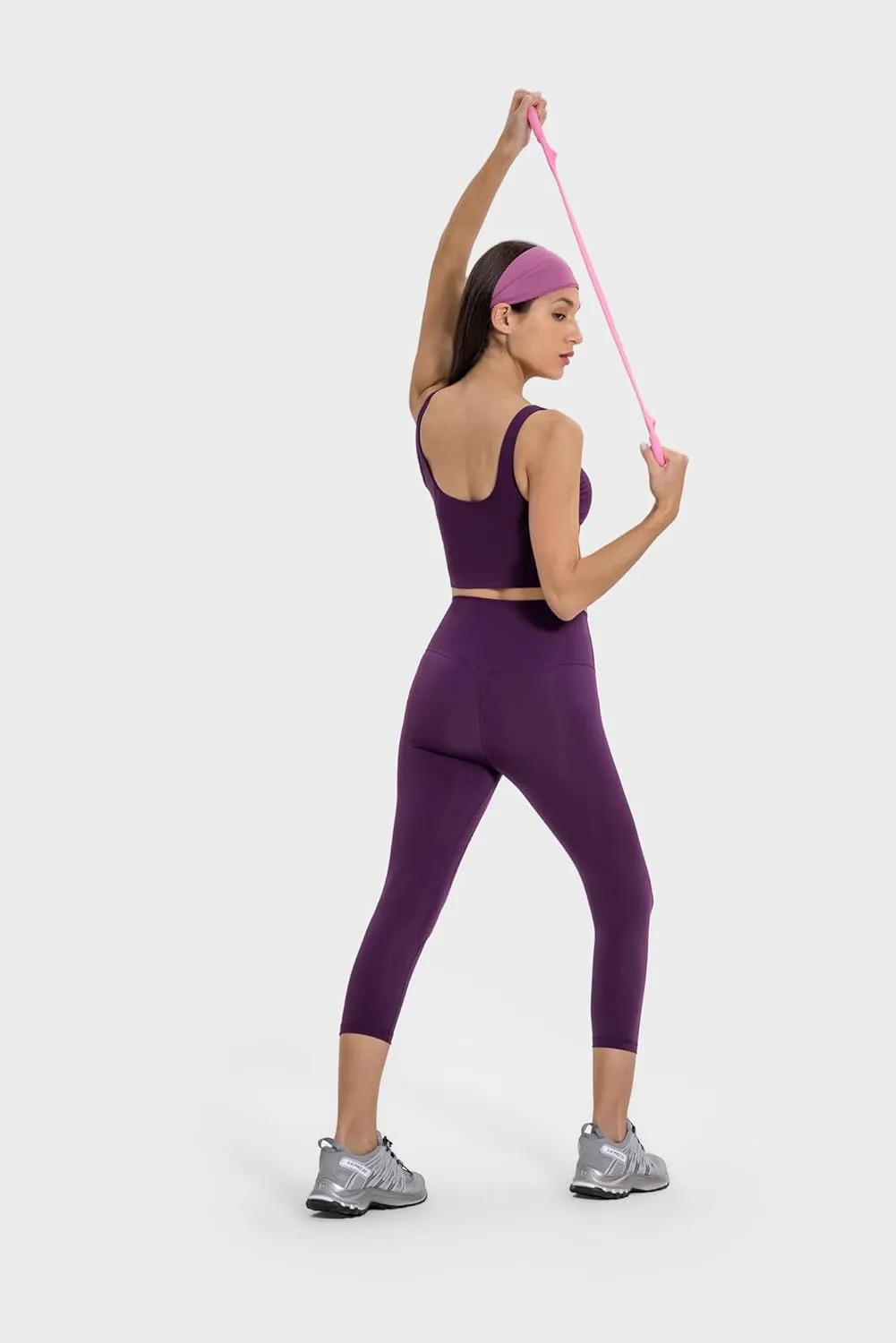 altiland V Neck Longline Sports Bra for Women, Padded Workout Yoga Cropped Tank with Medium Support