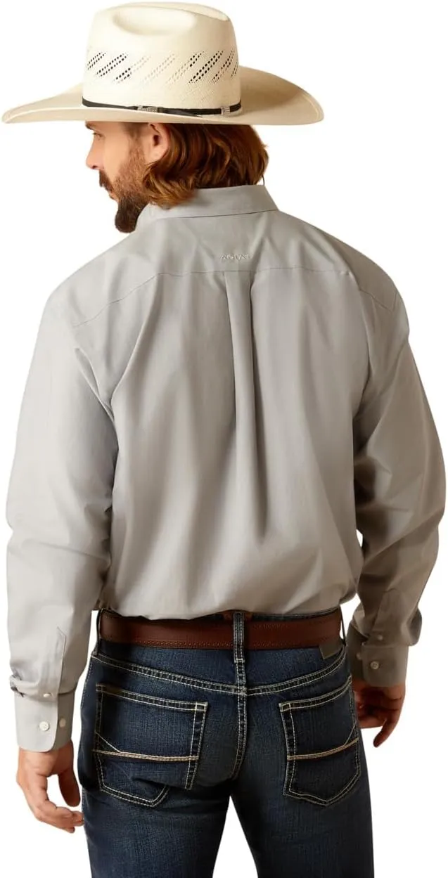 Ariat Men's Wrinkle Free Solid Pinpoint Oxford Classic Fit Shirt