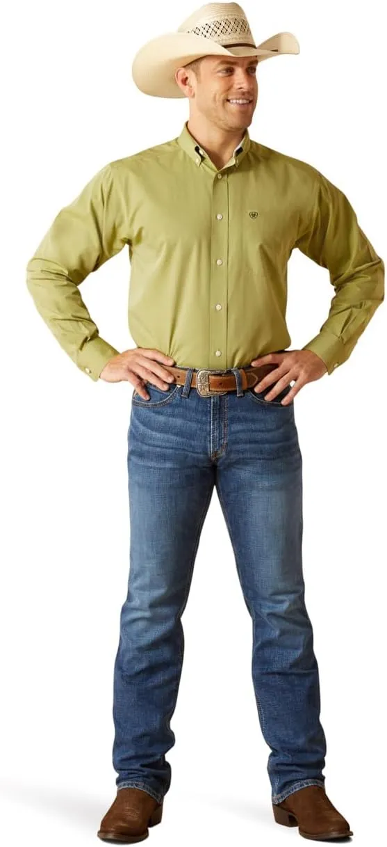 Ariat Men's Wrinkle Free Solid Pinpoint Oxford Classic Fit Shirt