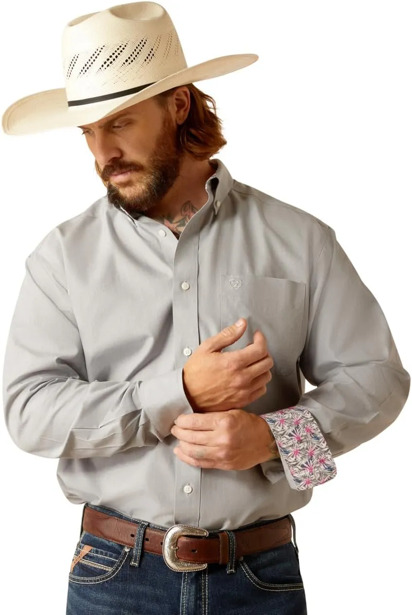 Ariat Men's Wrinkle Free Solid Pinpoint Oxford Classic Fit Shirt
