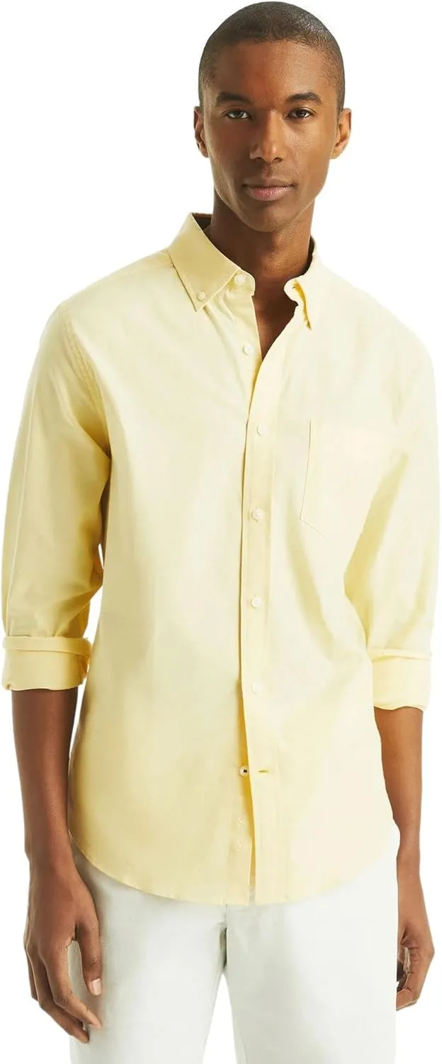 NAUTICA Men's Classic Fit Long Sleeve Button Down Shirt