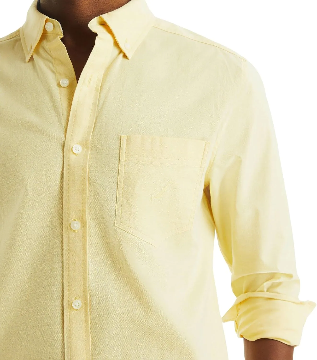 NAUTICA Men's Classic Fit Long Sleeve Button Down Shirt